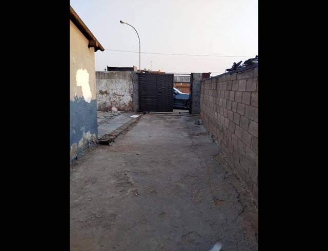 0 BEDROOM HOUSE FOR SALE IN MEADOWLANDS